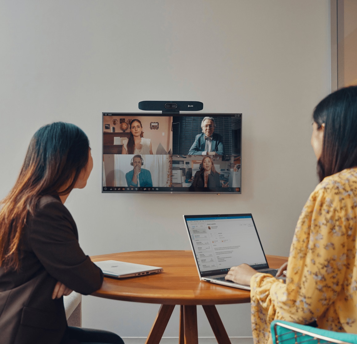 Poly Studio X30 All-in-One Video Bar